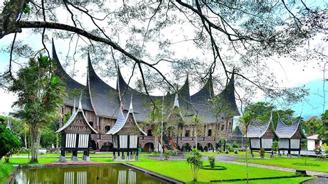 wisata minangkabau rumah gadang minangkabau