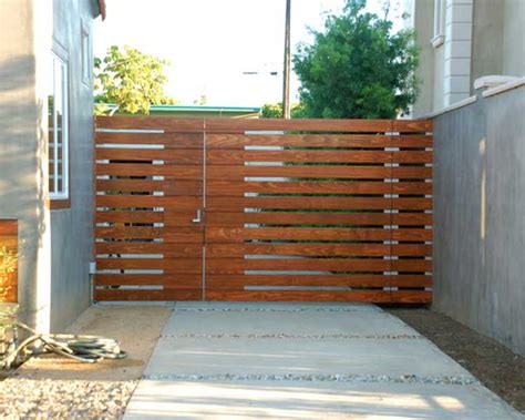model pagar rumah minimalis besi  kayu desain apik