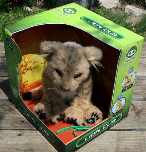 wowwee alive lion cub review geardiary