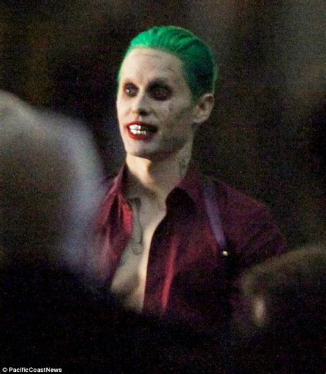Jared Leto S Full Joker Costume Revealed On Suicide Squad