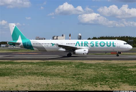 Air Seoul Airbus A321 231 Hl7790 At Tokyo Narita International April