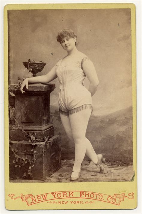exotic dancers of the 1890s ~ damn cool pictures