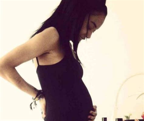 The Anorexic Pregnant Girl 21 Pics
