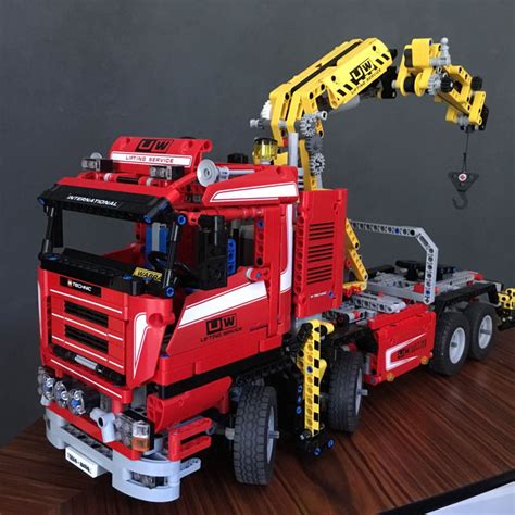 lego technic kraanwagen lego technic  truck crane truck