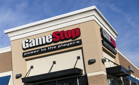 gamestop  close    stores engadget