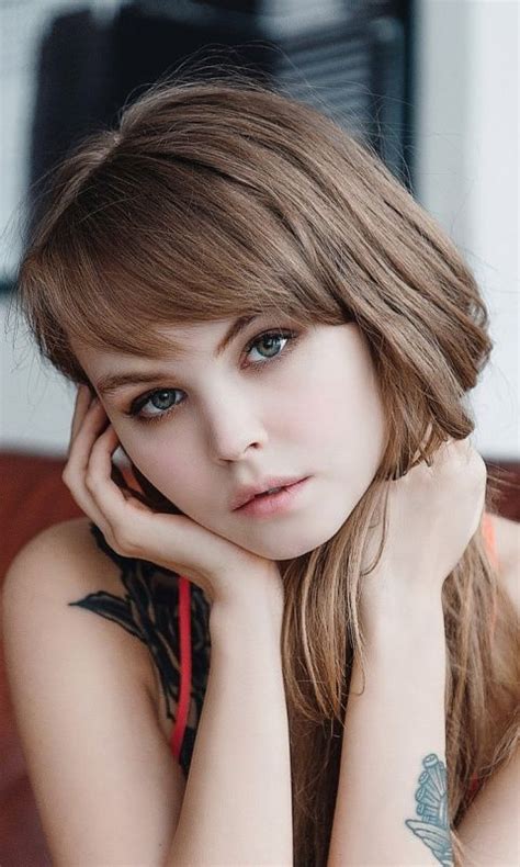Celebrity Model Anastasiya Scheglova 480x800 Wallpaper Beauty Girl