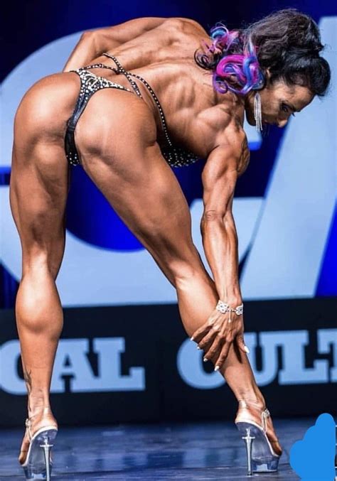 Pin On Sexy Female Muscle Motivation