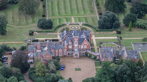 british royal residences youve  heard    news   world