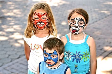 painted faces  photo  freeimages