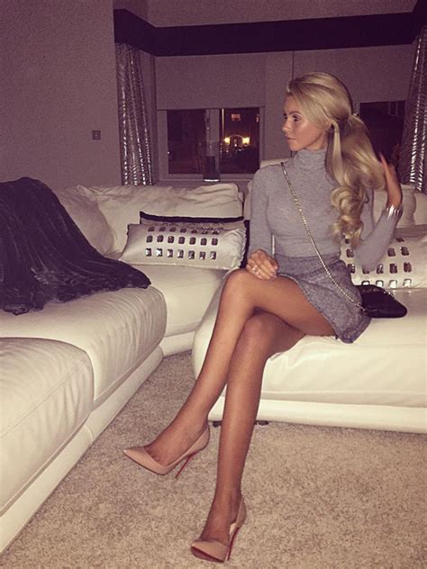 girls in high heels on twitter sexy blonde girl with crossed legs in
