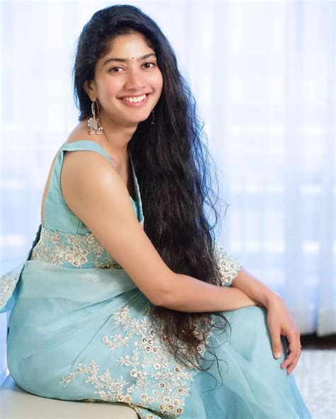 Sai Pallavi Stunning Looks In Blue Saree At Love Story Movie Promotion