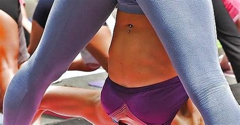 the camel toe and yoga pant look is sexy one world pinterest yoga pants camels and yoga