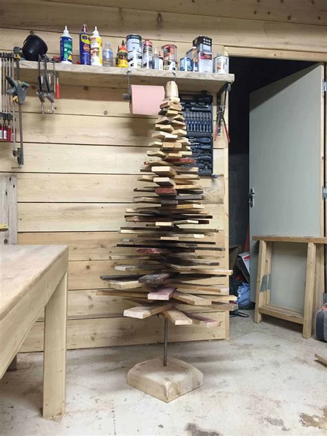 pallet christmas tree   pallets