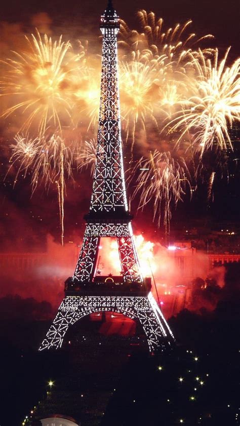 eiffel tower and fireworks iphone 6 6 plus and iphone 5 4 wallpapers