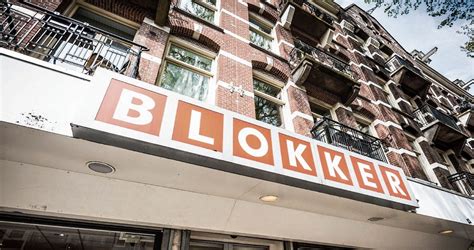 blokker boekt recordverlies    miljoen euro nrc