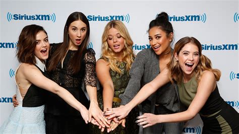 pretty  liars demonstrates powerful female friendships