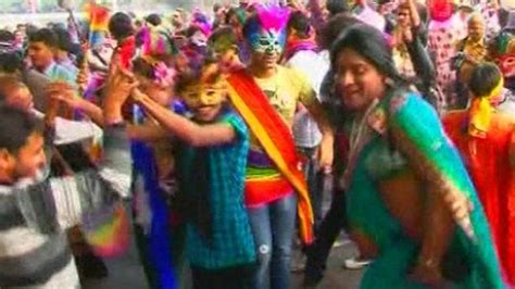 thousands of indian activists join delhi gay pride parade