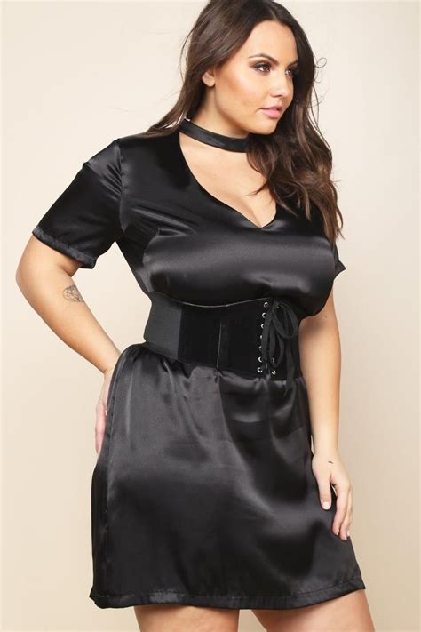 plus size black satin dress with wide belt dép