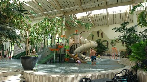 grosser spielplatz pool center parcs park bostalsee nohfelden holidaycheck saarland