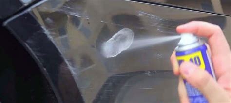 vous avez des rayures sur votre voiture voici comment les reparer facilement en utilisant du wd