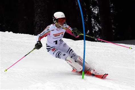 kim marschel rast bei deutscher schuelermeisterschaft im slalom und super  unter die ersten vier