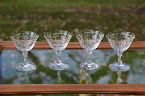 Vintage Etched Crystal Champagne Coupes Glasses Set Of 4 Fostoria