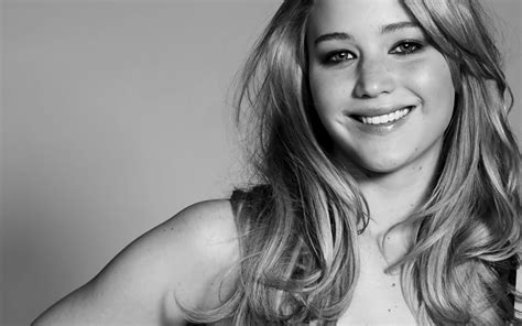 Jennifer Lawrence S Nude Photos Hacked And Leaked Online