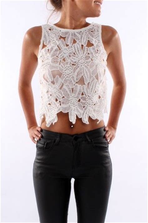 Hot Fall Trends Lace Pink Lips Crop Tops