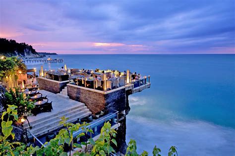 rock bar bali  ayana resort  spa amazing sunset chill outs