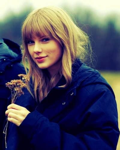 Taylor Swift Blue Eyes Flower Girl Image 536372 On