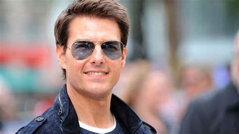 Tom Cruise Soars In Top Gun Maverick Trailer