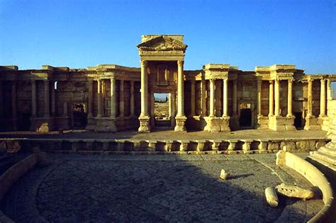 palmira syria siria theatres amphitheatres stadiums odeons ancient greek roman world teatri