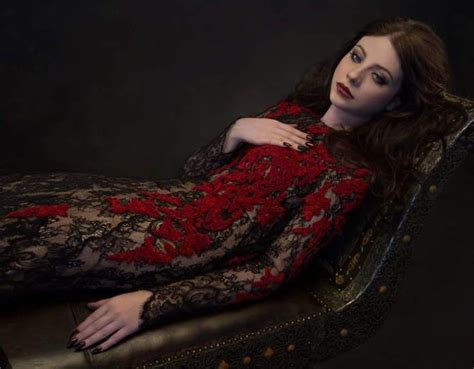 62 Michelle Trachtenberg Sexy Pictures Will Make You Want To Marry Her
