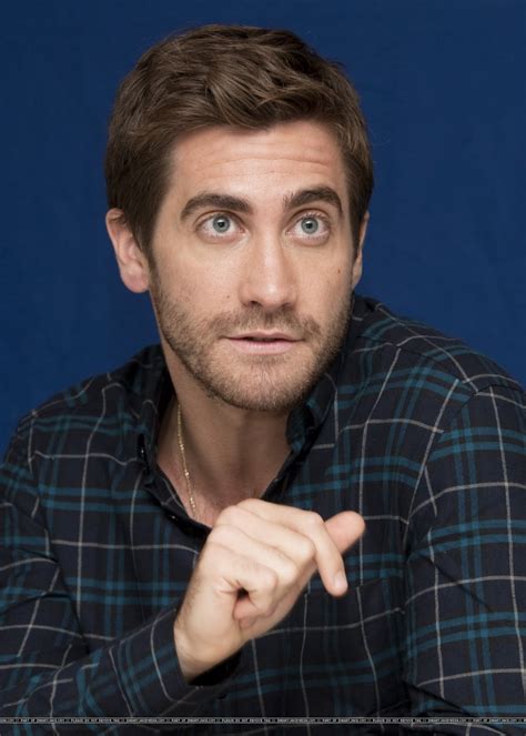 Weirdland Jake Gyllenhaal In Love And Other Drugs Press Conference
