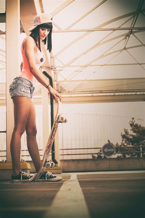 Skateboard Girl Retrolook By Kevin Földes 500px Skateboard Girl