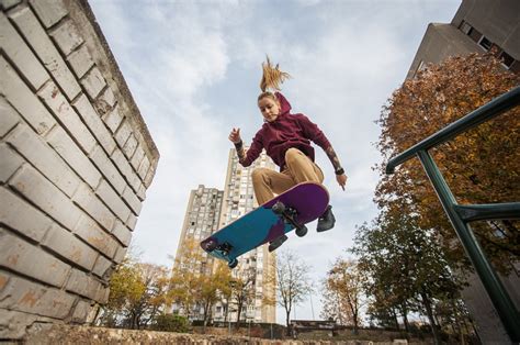 Experiences Of Female Skateboarders To Be Explored In New Research