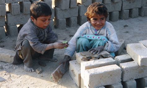 cent  children forced  labour  southern punjab pakistan dawncom