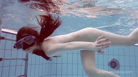 Underwater Babe Roxalana Cheh Naked Porntube