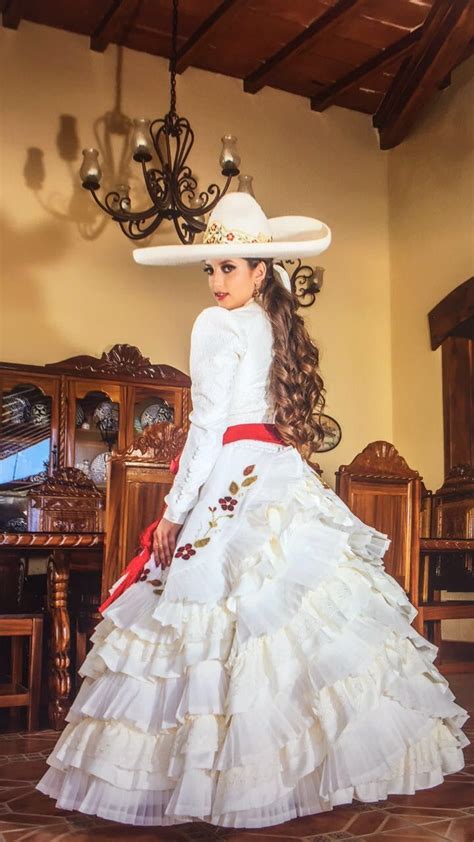 Hermosa Vestidos De Novia Charros Vestidos De Quinceañera Mexicana
