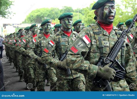 surabaya indonesia december   indonesian army troops parade   anniversary
