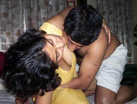 indian bhabhi leaked pics desi indian bhabhi having sex in bedroom