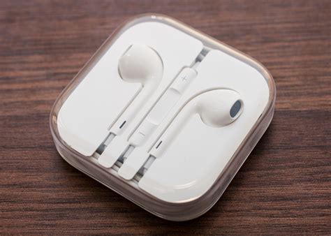 apple earpods  remote  mic review cnet