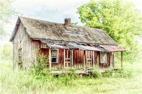 small farm house  photograph  susan yerry fine art america
