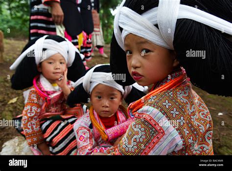 China Provinz Guizhou Longjia Dorf Lange Horn Miao Mädchen In