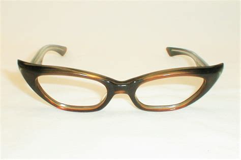 vintage women s eyeglasses cats eye frames black and white