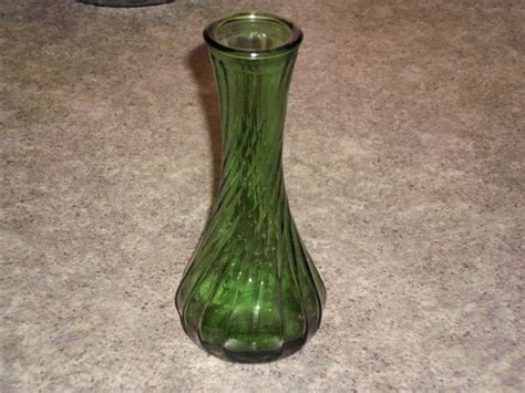 Vintage 70s Hoosier Glass Green Vase By Yesteryearshop On Etsy