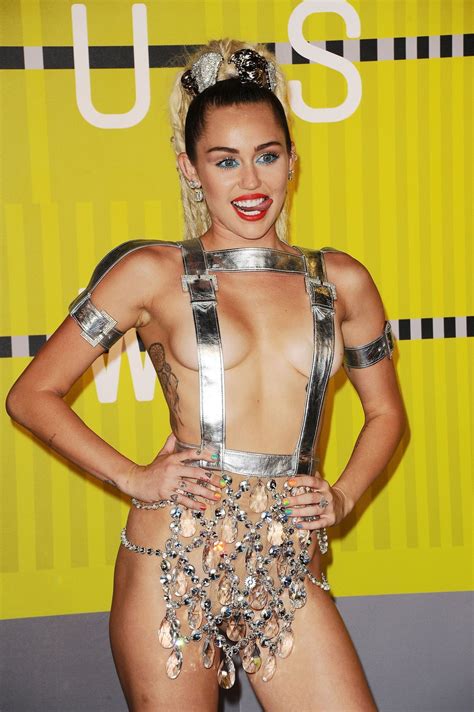 Miley Cyrus Sexy 186 Photos Thefappening