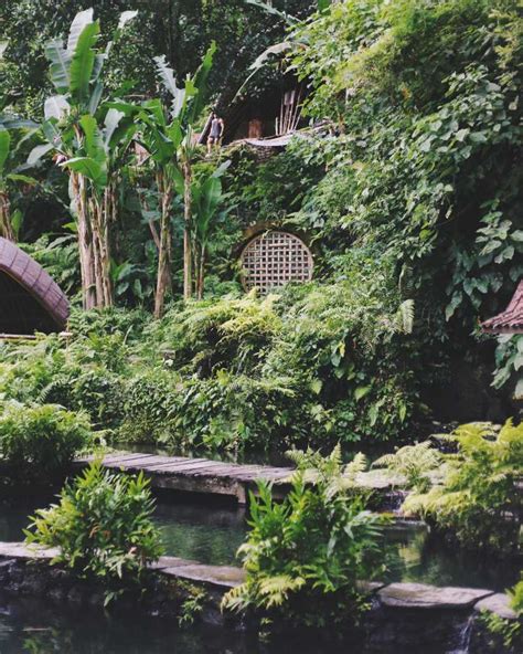 magical secret garden designs   perfect getaway