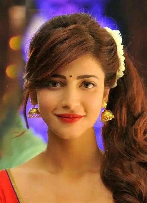 Actress Shruti Haasan Cute Images 618482 Galleries And Hd Images