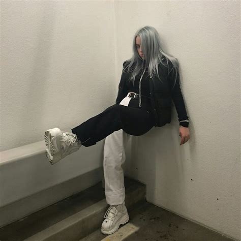 billie eilish atshawnmarryme billie eilish billie buffalo boots